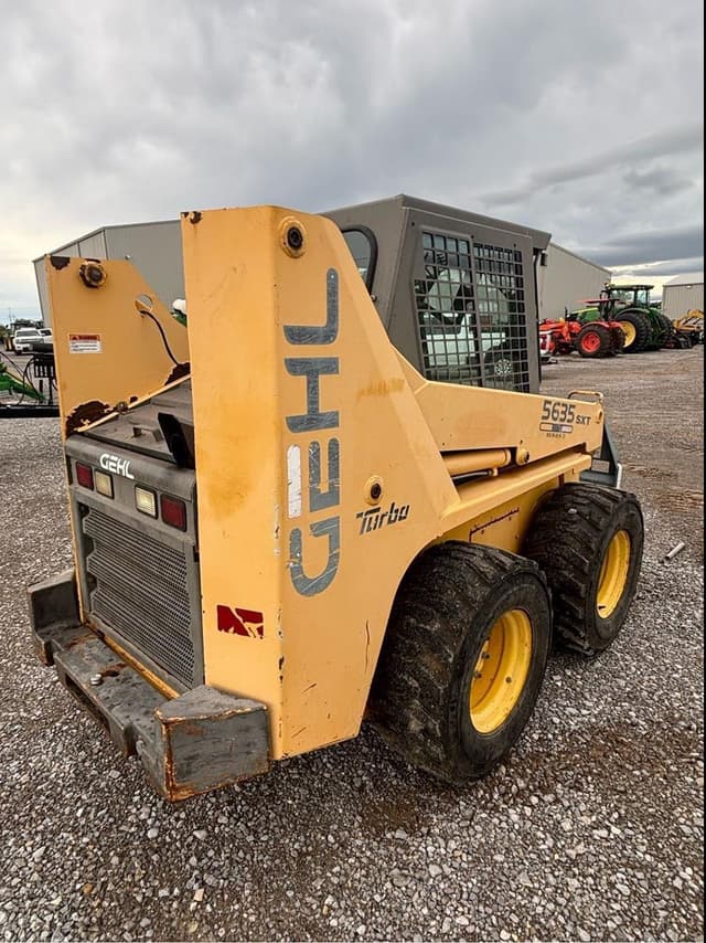 Image of Gehl 5635SXT II equipment image 1