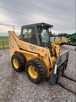 2003 Gehl 5635SXT II Image