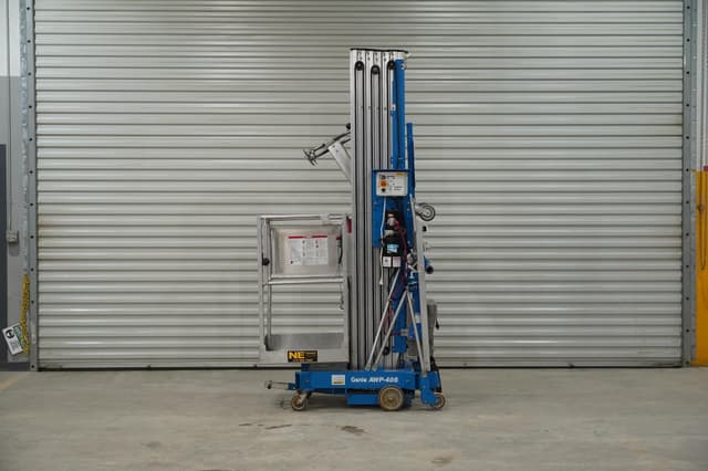 Image of Genie AWP40S equipment image 2