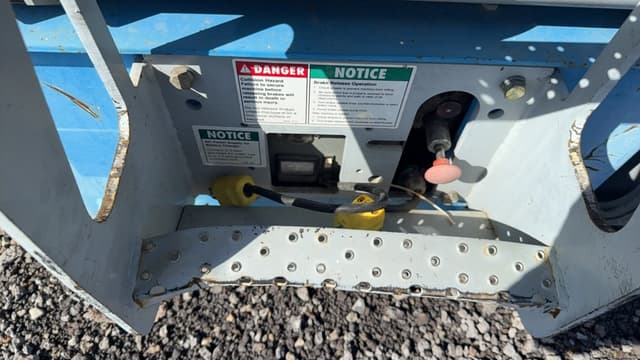 Image of Genie GS3246 equipment image 2