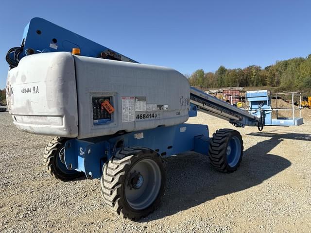 Image of Genie S-60 equipment image 4
