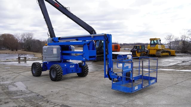 Image of Genie Z60/34 equipment image 4