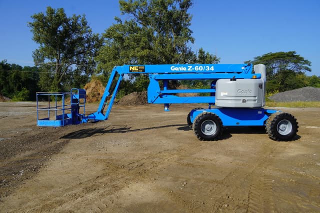 Image of Genie Z60/34 equipment image 4