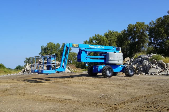 Image of Genie Z60/34 equipment image 2
