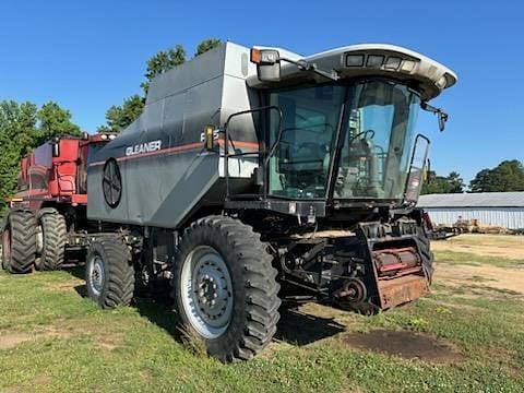 Image of Gleaner R65 equipment image 1