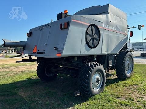 Image of Gleaner R65 equipment image 2