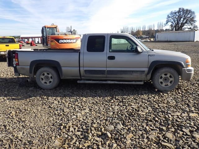 Image of GMC 1500 equipment image 3