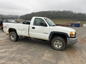 2003 GMC 2500 Image