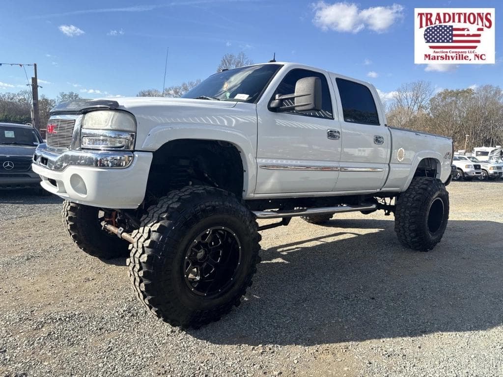 Image of GMC 2500 Primary image