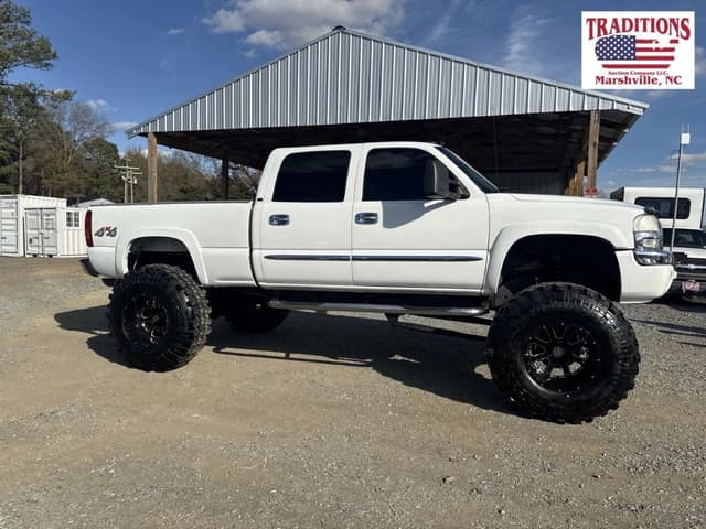 Image of GMC 2500 equipment image 4