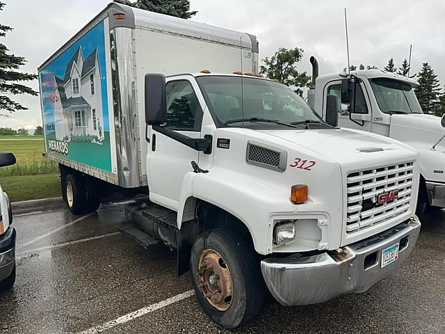 Image of GMC C6500 equipment image 2