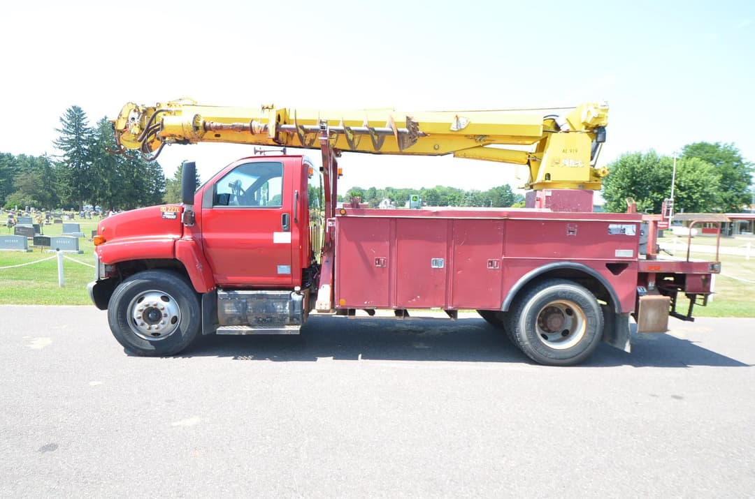 Image of GMC C7500 Primary image