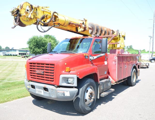 Image of GMC C7500 equipment image 1