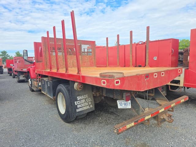 Image of GMC C7500 equipment image 3