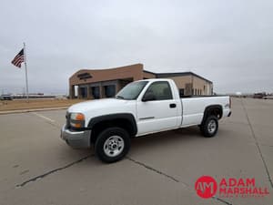 2003 GMC 2500HD Image