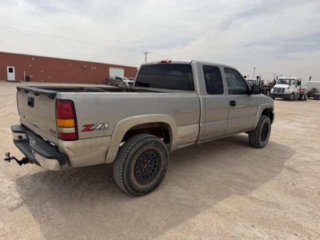 Image of GMC 1500 equipment image 4
