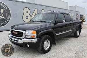 2003 GMC Sierra 1500 Image