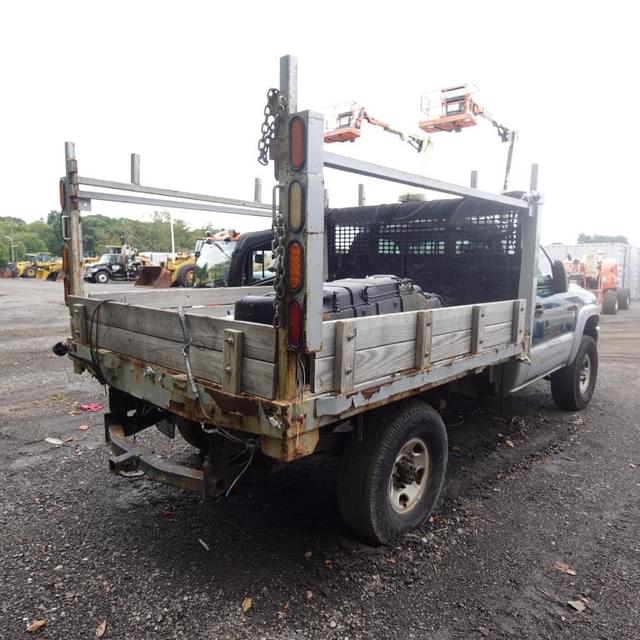 Image of GMC 2500 equipment image 4