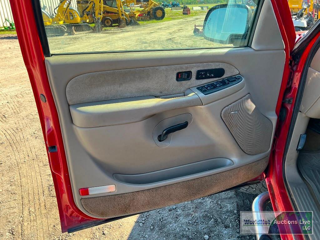 Main image GMC 2500HD 8