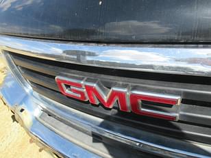 Main image GMC 2500HD 9