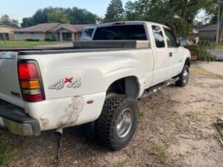 Image of GMC Sierra 1500 equipment image 2
