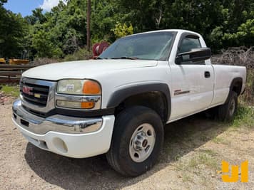 Main image GMC 2500HD