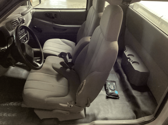Image of GMC Sonoma equipment image 4