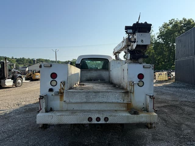 Image of GMC Topkick C5500 equipment image 2
