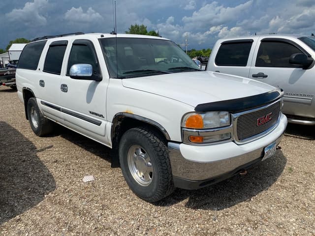 Image of GMC Yukon equipment image 2