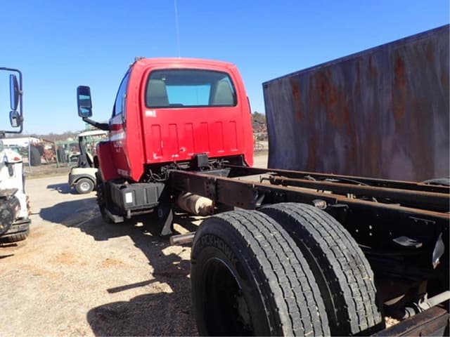 Image of Chevrolet 8500 equipment image 2