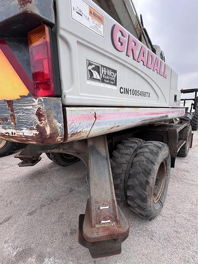 Image of Gradall XL4300 II equipment image 4