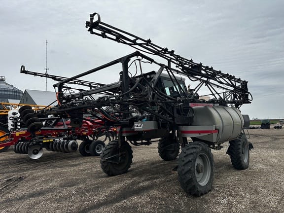 Main image Hagie 284