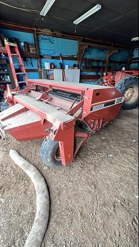 Main image Hesston 1110