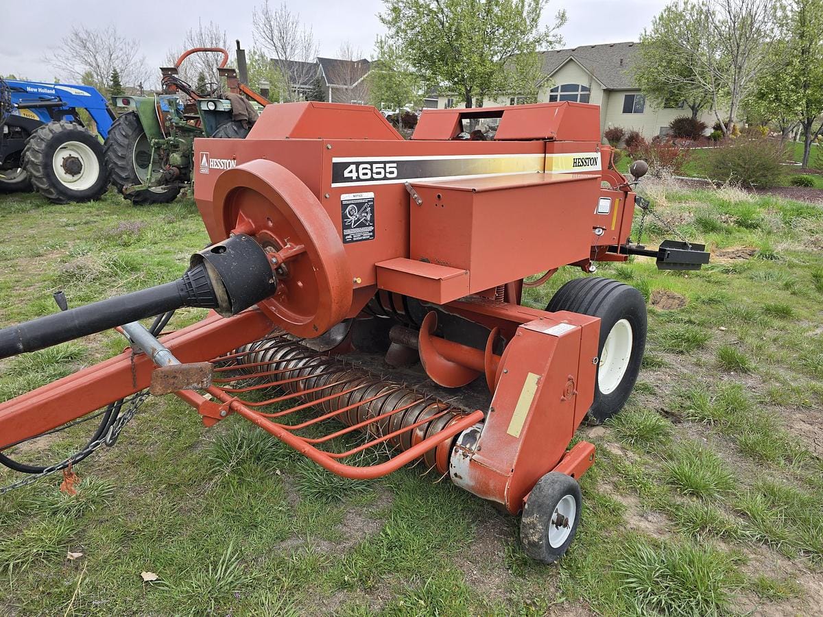 2003 Hesston 4655 Equipment Image0