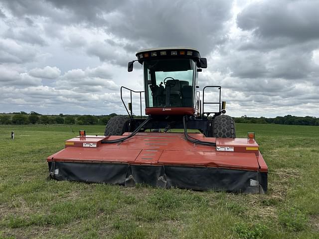 Image of Hesston 8550S equipment image 1