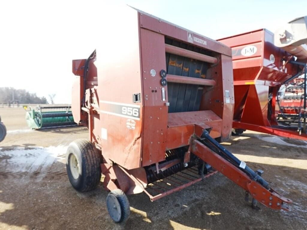 2003 Hesston 956 Equipment Image0