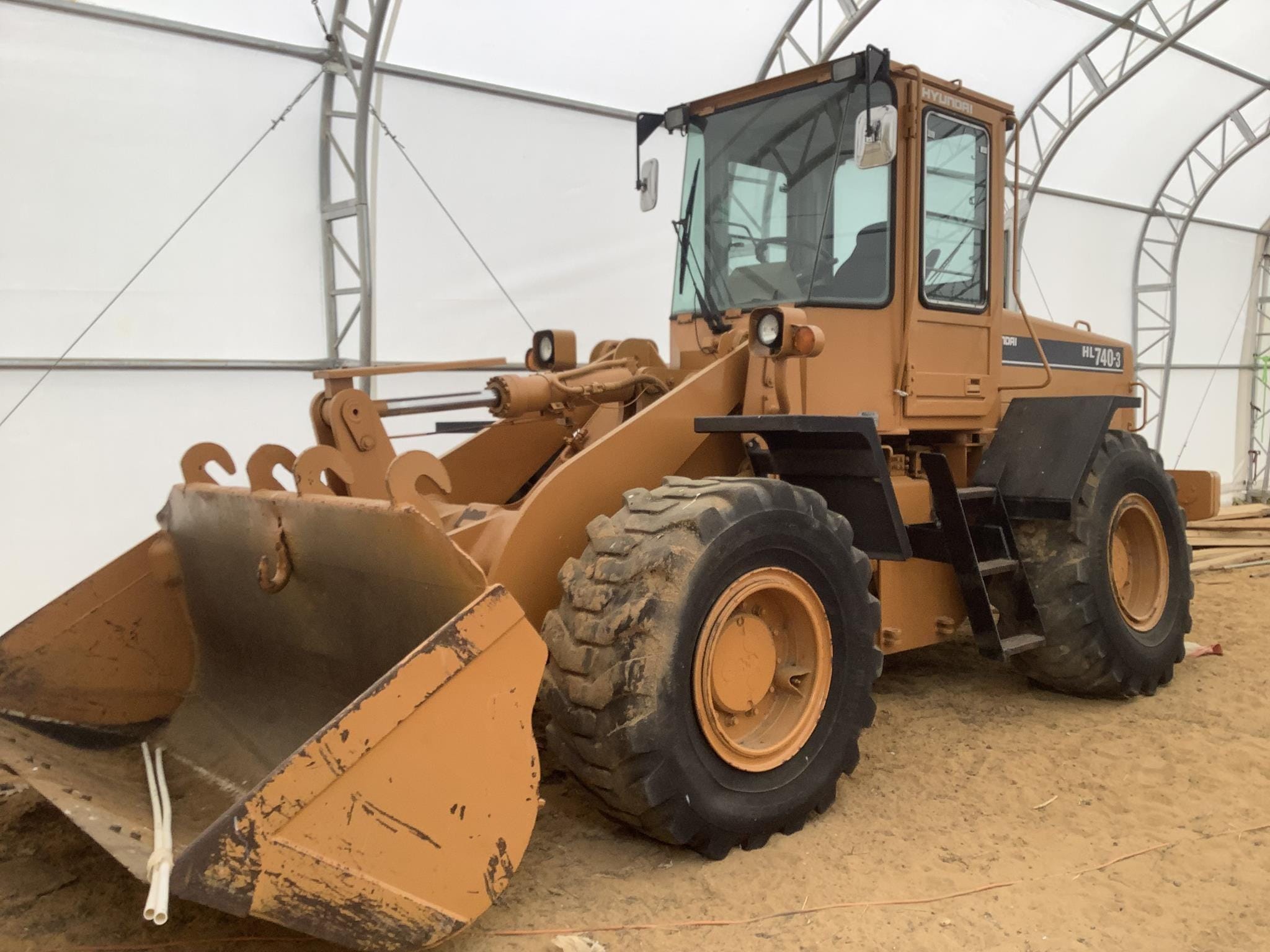 2003 Hyundai HL740-3 Equipment Image0