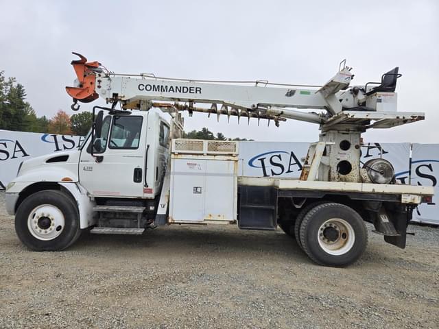 Image of International 4000 equipment image 1
