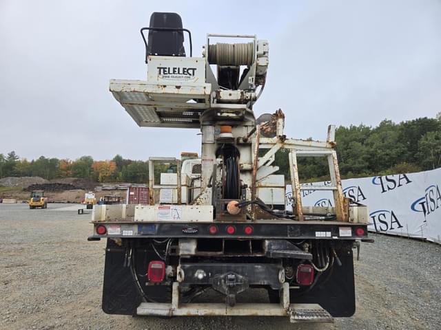 Image of International 4000 equipment image 3