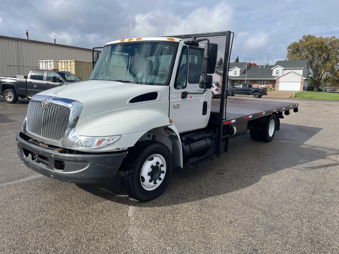 Image of International 4300 Primary image