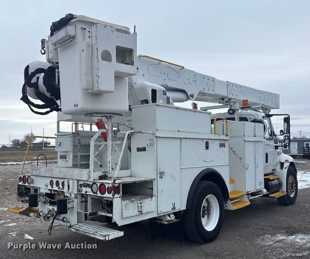 Image of International 4300 SBA equipment image 4