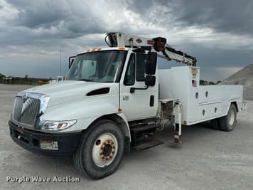 Main image International 4300