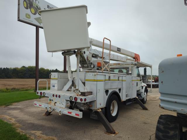 Image of International 4300 equipment image 3