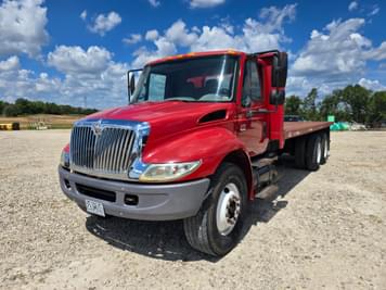 Main image International 4400