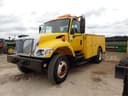 2003 International 7300 Image