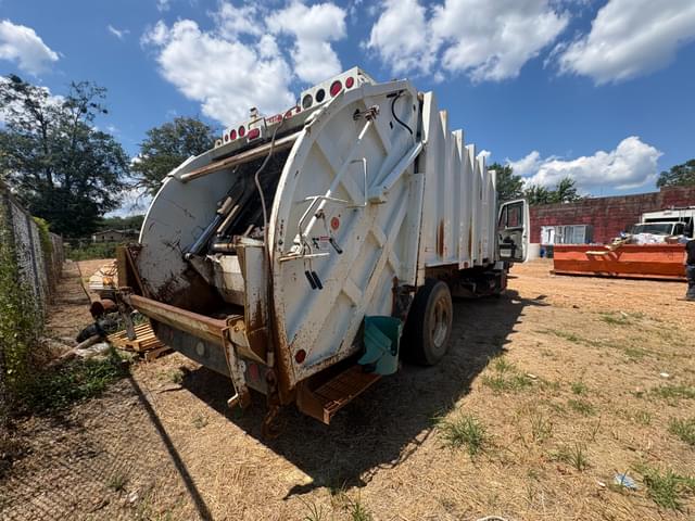 Image of International 7400 equipment image 3