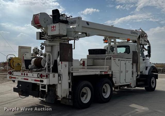 Image of International 7600 equipment image 4