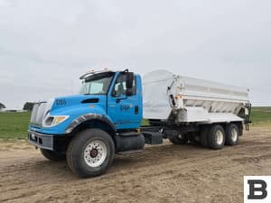 2003 International 7600 Image