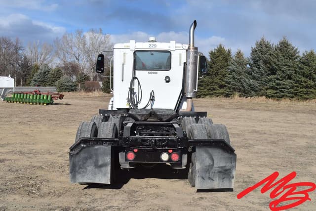 Image of International 9100i equipment image 4