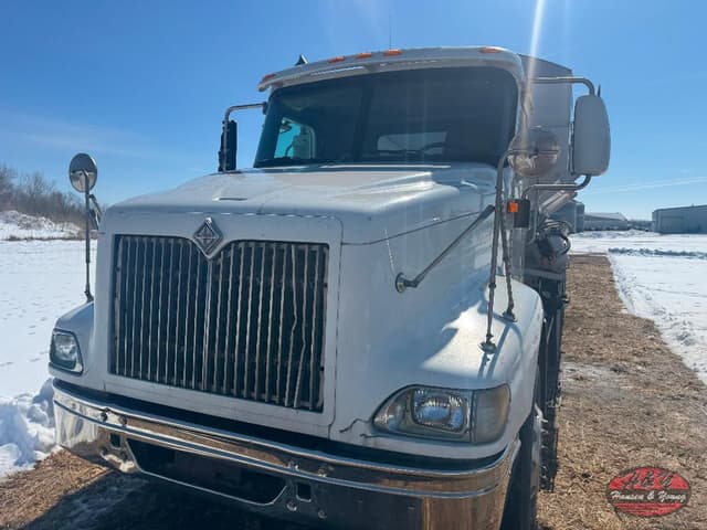 Image of International 9200i equipment image 2